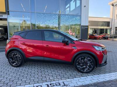 Renault Captur Esprit Alpine full hybrid E-Tech 145 cv rif.GZ166 Rosso usata GAVARDO