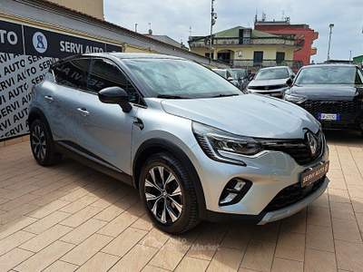 Renault Captur Captur 1.0 tce Techno 90cv Argento usata Casoria