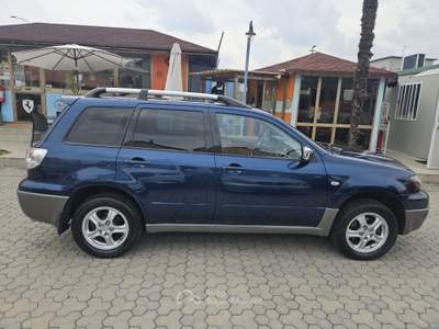 Mitsubishi Outlander Outlander I 2003 2.0 16v Comfort 4wd Blu/Azzurro usata Milano