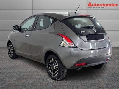 Lancia Ypsilon III 1.2 8v Gold c/CL ecochic Gpl 69cv Grigio usata Torino