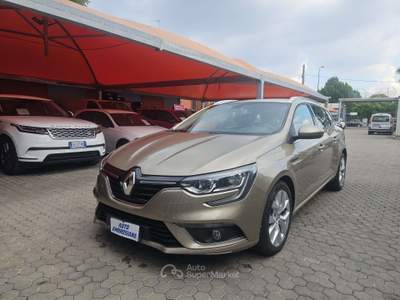 Renault Mégane Megane IV 2016 Sporter Sporter 1.2 tce energy Life Bronzo usata Milano