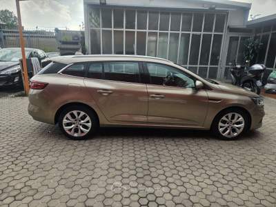 Renault Mégane Megane IV 2016 Sporter Sporter 1.2 tce energy Life Bronzo usata Milano