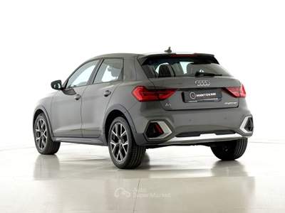 Audi A1 citycarver 25 TFSI Admired Grigio usata Bastia Umbra