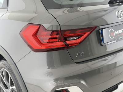 Audi A1 citycarver 25 TFSI Admired Grigio usata Bastia Umbra
