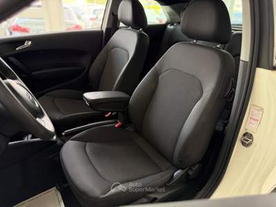 Audi A1 Attraction Bianco usata CARESANABLOT