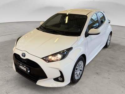 Toyota Yaris Yaris 1.5h Business Bianco usata Monza