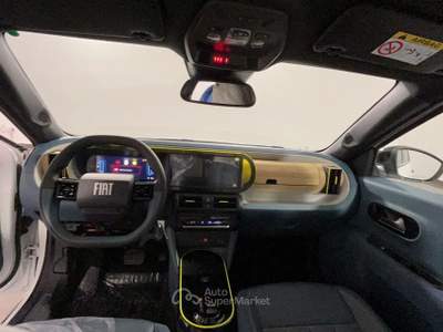 Fiat Grande Panda Grande Panda 1.2 hybrid La Prima 110cv edct Bianco usata Nocera Inferiore