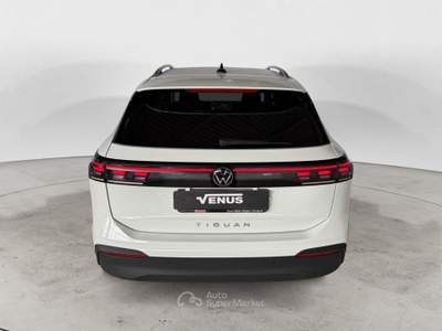 Volkswagen Tiguan Tiguan 2.0 tdi Elegance 150cv dsg+ pacchetto goal Bianco usata Monza