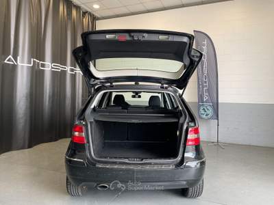 Mercedes-Benz Classe B B 180 cdi Chrome FL Nero usata Leini