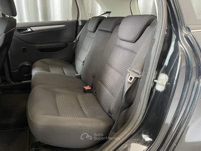 Mercedes-Benz Classe B B 180 cdi Chrome FL Nero usata Leini