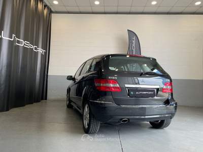 Mercedes-Benz Classe B B 180 cdi Chrome FL Nero usata Leini