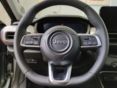 Jeep Avenger Avenger 1.2 Turbo Summit Tua da 219,00 al mese Grigio usata San Giuseppe Vesuviano