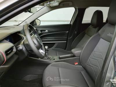 Jeep Avenger Avenger 1.2 Turbo Summit Tua da 219,00 al mese Grigio usata San Giuseppe Vesuviano