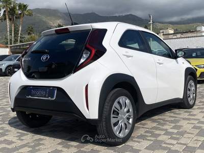 Toyota Aygo Aygo X 1.0 72CV Bianco usata Borgetto
