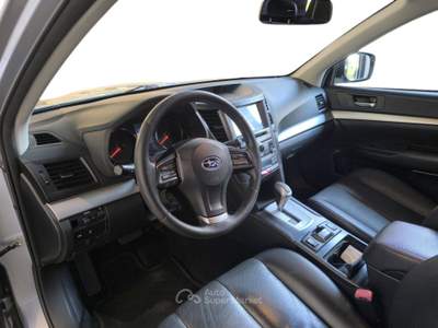 Subaru Outback 2.0 TDI 150 HP TREND 4WD AUTOMATICA Argento usata Udine