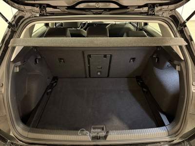 Volkswagen Golf 2.0 TDI SCR 110KW Style DSG Nero usata Caresanablot