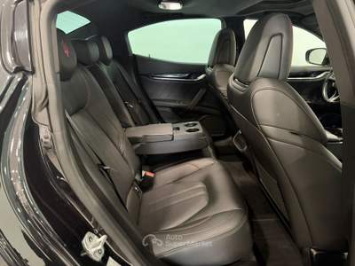 Maserati Ghibli 3.0 V6 350cv GranLusso auto Nero usata Caresanablot