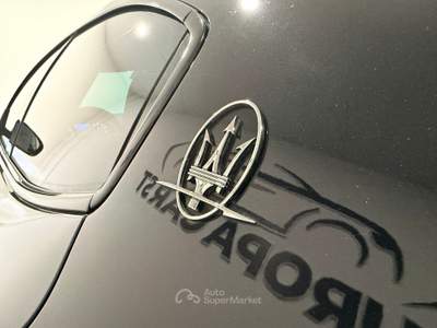 Maserati Ghibli 3.0 V6 350cv GranLusso auto Nero usata Caresanablot