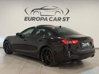 Maserati Ghibli 3.0 V6 350cv GranLusso auto Nero usata Caresanablot