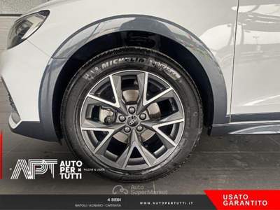 Audi A1 A1 Citycarver 35 1.5 tfsi 150cv Bianco usata Napoli