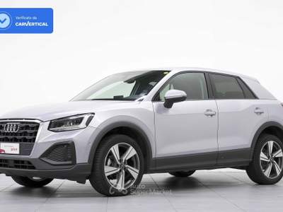 Audi Q2 2.0 TDI Stronic Admired Argento usata Cantù
