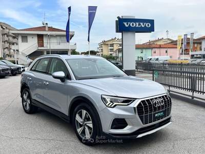 Audi Q3 Q3 35 1.5 tfsi mhev Business Advanced s-tronic Grigio usata Rimini