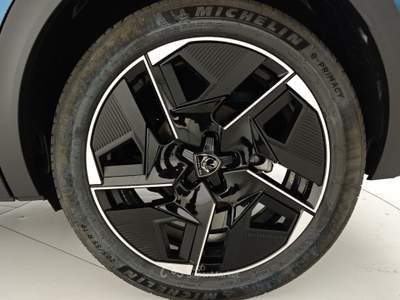 Peugeot 408 Hybrid 145 e-DCS6 GT Blu/Azzurro usata Capua