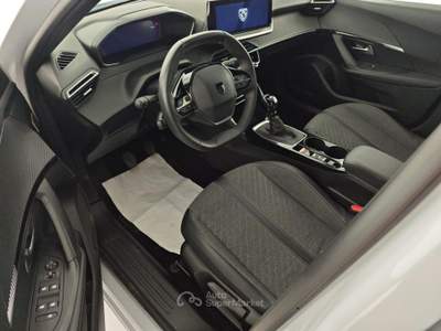 Peugeot 2008 PureTech 100 S&S Allure Bianco usata Capua