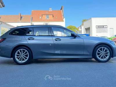 BMW Serie 3 318d 318 d touring auto Shadow line 2023 150cv 17" Grigio usata Monte Compatri