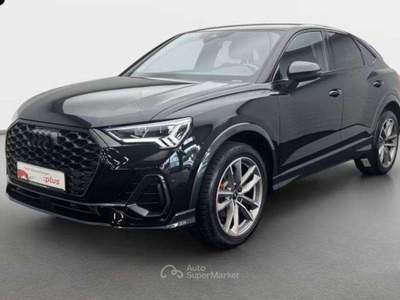 Audi Q3 Q3 35 2.0 tdi Identity Black s-tronic 2023 S Line Nero usata Monte Compatri