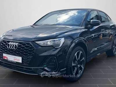 Audi Q3 Sportback 35 1.5 tfsi Identity Black s-tronic 2023 19" Nero usata Monte Compatri