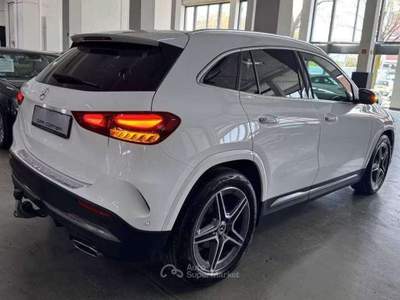 Mercedes-Benz GLA d AMG auto 2024 150cv camera 19" vari colori Bianco usata Monte Compatri