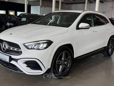 Mercedes-Benz GLA d AMG auto 2024 150cv camera 19" vari colori Bianco usata Monte Compatri