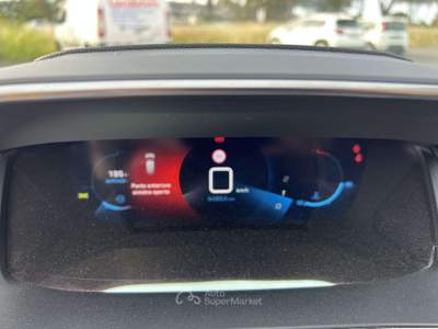 Peugeot 208 1.2 puretech Allure Giallo usata Roma