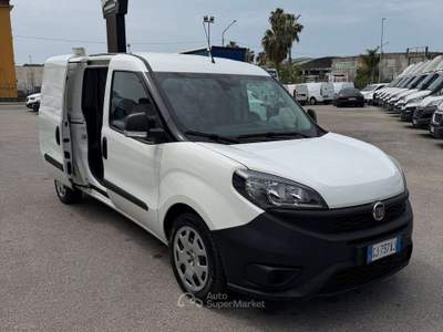 Fiat Doblò MAXI 1.6mjt DOPPIA PORTA LATERALE FURGONE Bianco usata Salerno