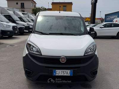 Fiat Doblò MAXI 1.6mjt DOPPIA PORTA LATERALE FURGONE Bianco usata Salerno