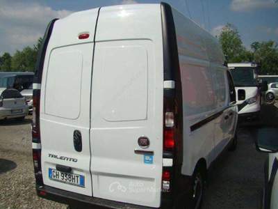Fiat Talento 2.0Ecojet 145cv L2H2 OFFICINA MOBILE CON GRUPPO E COMPRESSORE Bianco usata Salerno