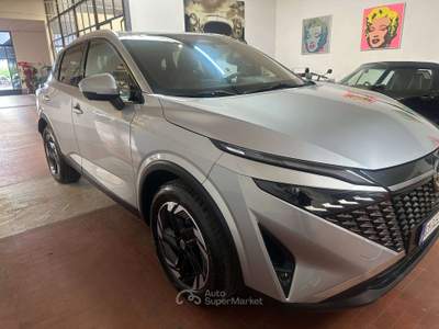Nissan Qashqai Qashqai III 2024 1.3 mhev N-Connecta 2wd 140cv Grigio usata Arezzo