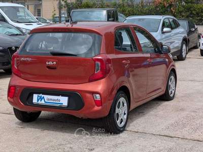 Kia Picanto Urban 1.0dpi 67cv Arancione usata Roma