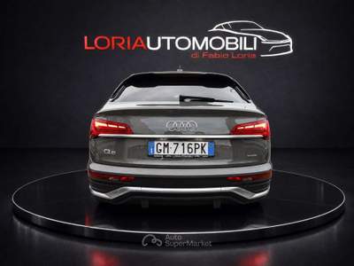 Audi Q5 Q5 I Sportback 2023 Sportback 40 2.0 tdi mhev 12V S line quattro s-tronic Argento usata Nardò