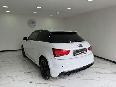 Audi A1 A1 Sportback 1.6 tdi S Line Edition 90cv Bianco usata Roma
