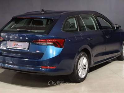 Skoda Octavia Octavia 2.0 TDI 115 CV DSG ACC LED KEYLESS CERCHI IN LEGA Blu/Azzurro usata Varna