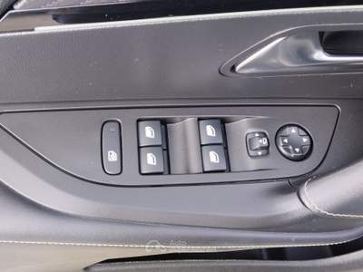 Peugeot 2008 UNICO PROPRIETARIO Nero usata CANELLI