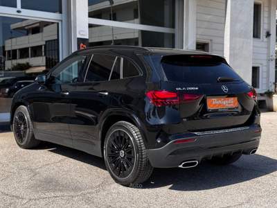 Mercedes-Benz GLA Passaggio escluso, Iva deducibile, 4x4 Nero usata Roseto degli Abruzzi
