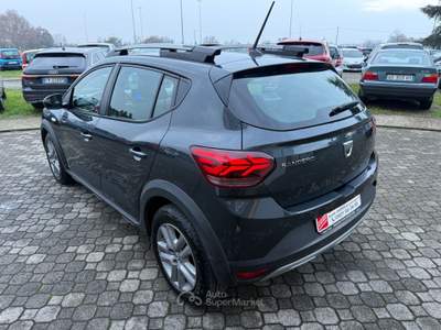 Dacia Sandero Stepway 1.0 TCe 90 CV Essential Grigio usata Calestano