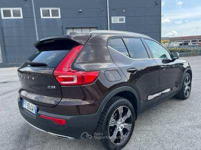 Volvo XC40 Inscription * AUTOCARRO N1 Marrone usata Maserà di Padova