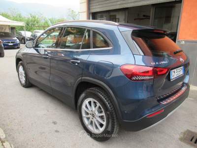Mercedes-Benz GLA Automatic Executive Blu/Azzurro usata Striano