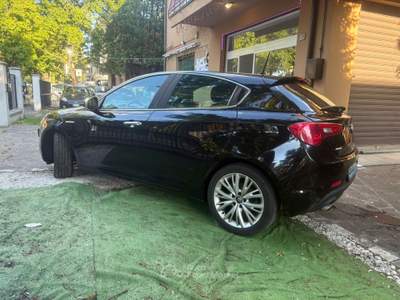 Alfa Romeo Giulietta Super Nero usata Carpi
