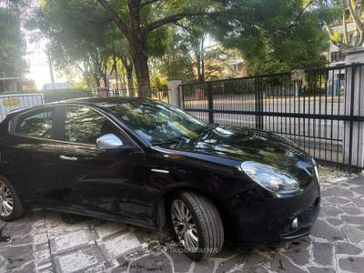 Alfa Romeo Giulietta Super Nero usata Carpi