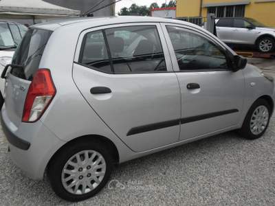 Hyundai i10 GPL Grigio usata Puegnago sul Garda